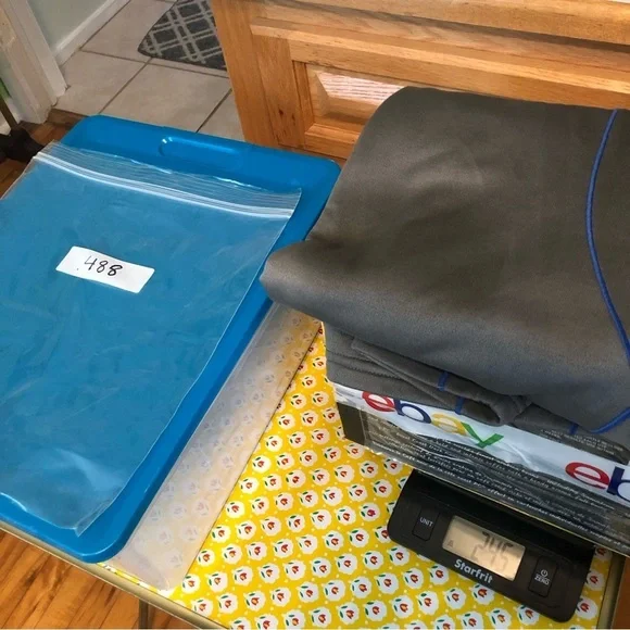 Peter Millar Crown Sport Golf Sweater Mens Size Medium Grey 1/4 Zip Long Sleeve - Picture 8 of 8